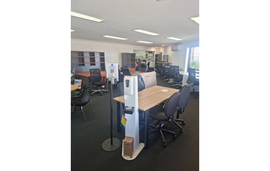 newcastle show room open
